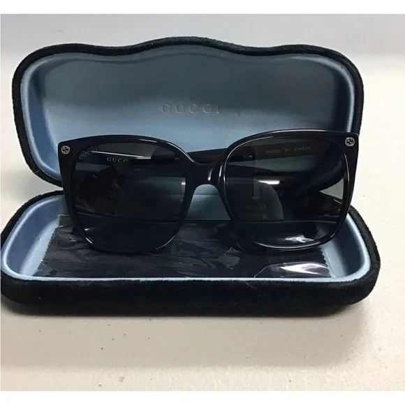 SOLD! Gucci Sunglasses Black Frame with Grey Gradient Lens - Picture 1 of 11